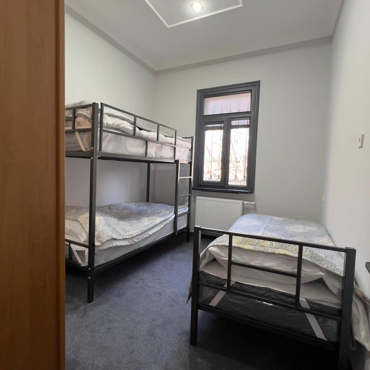 Hostel Premium Tashkent Esterno foto