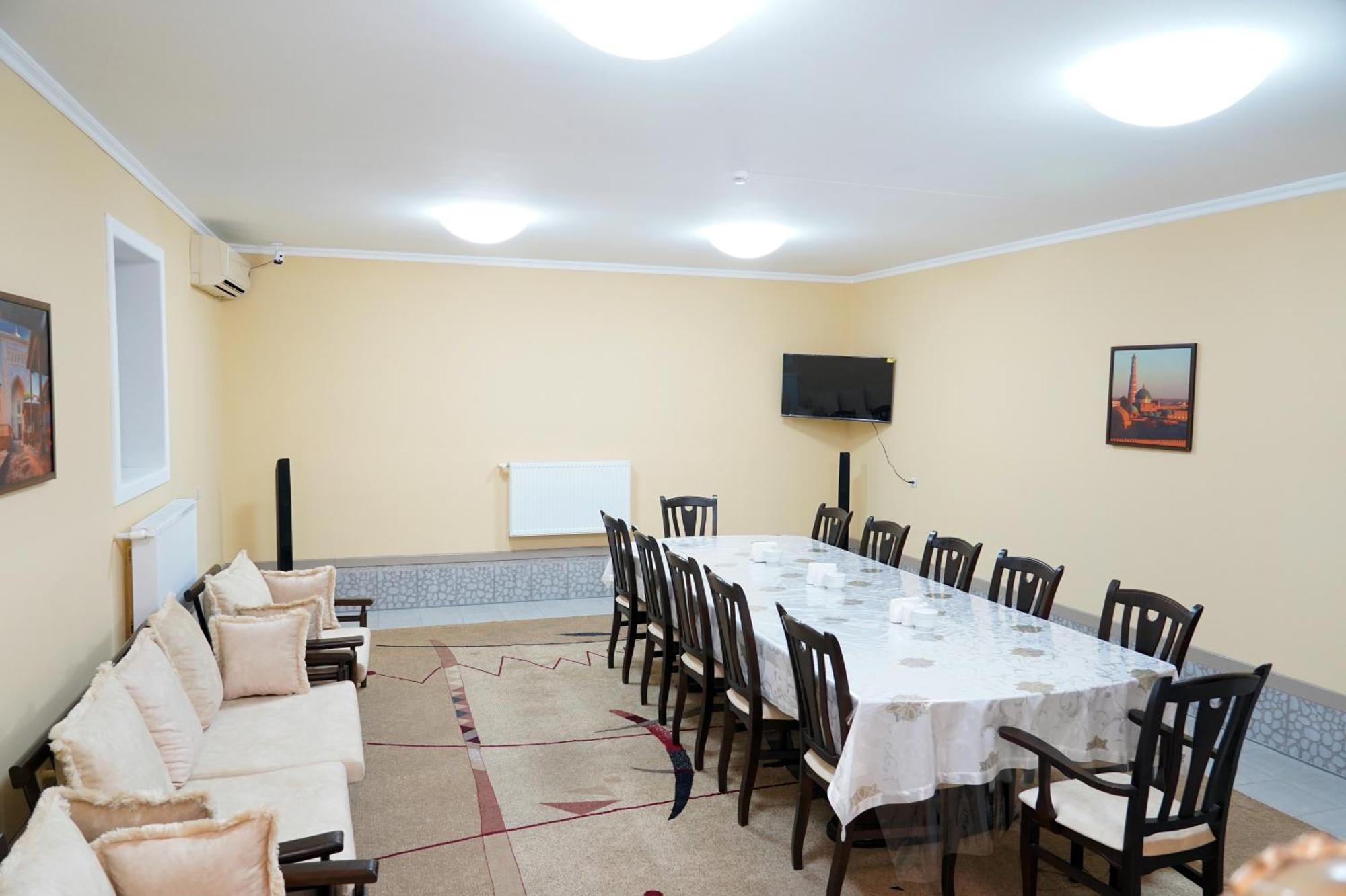 Hostel Premium Tashkent Esterno foto