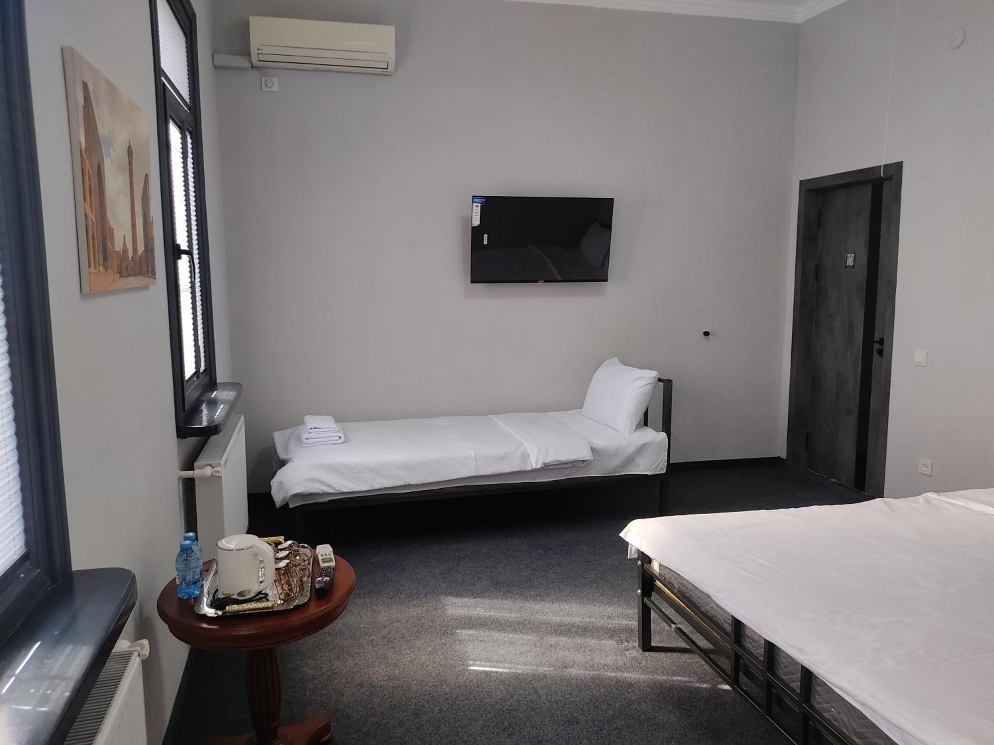 Hostel Premium Tashkent Esterno foto