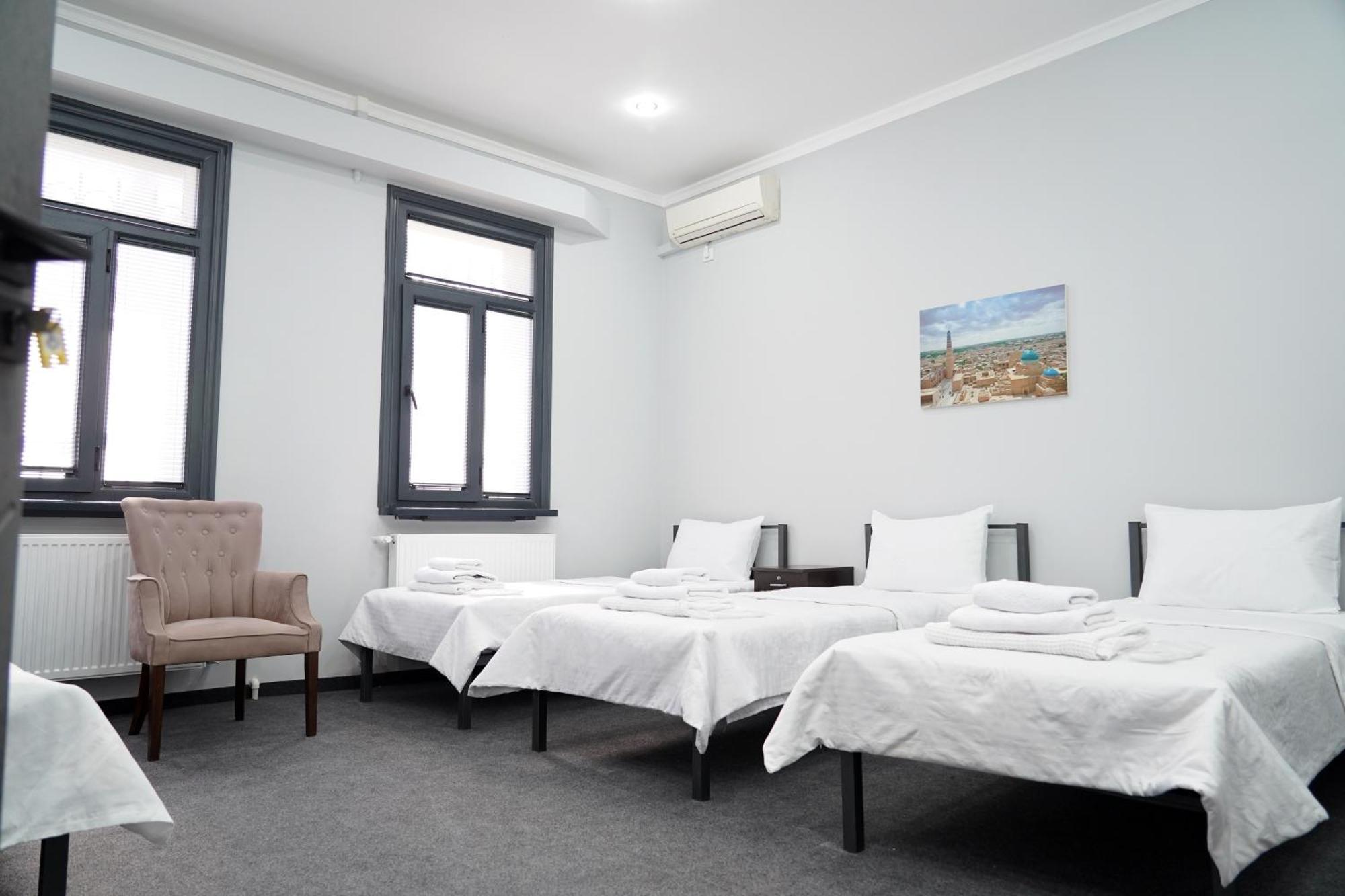 Hostel Premium Tashkent Esterno foto