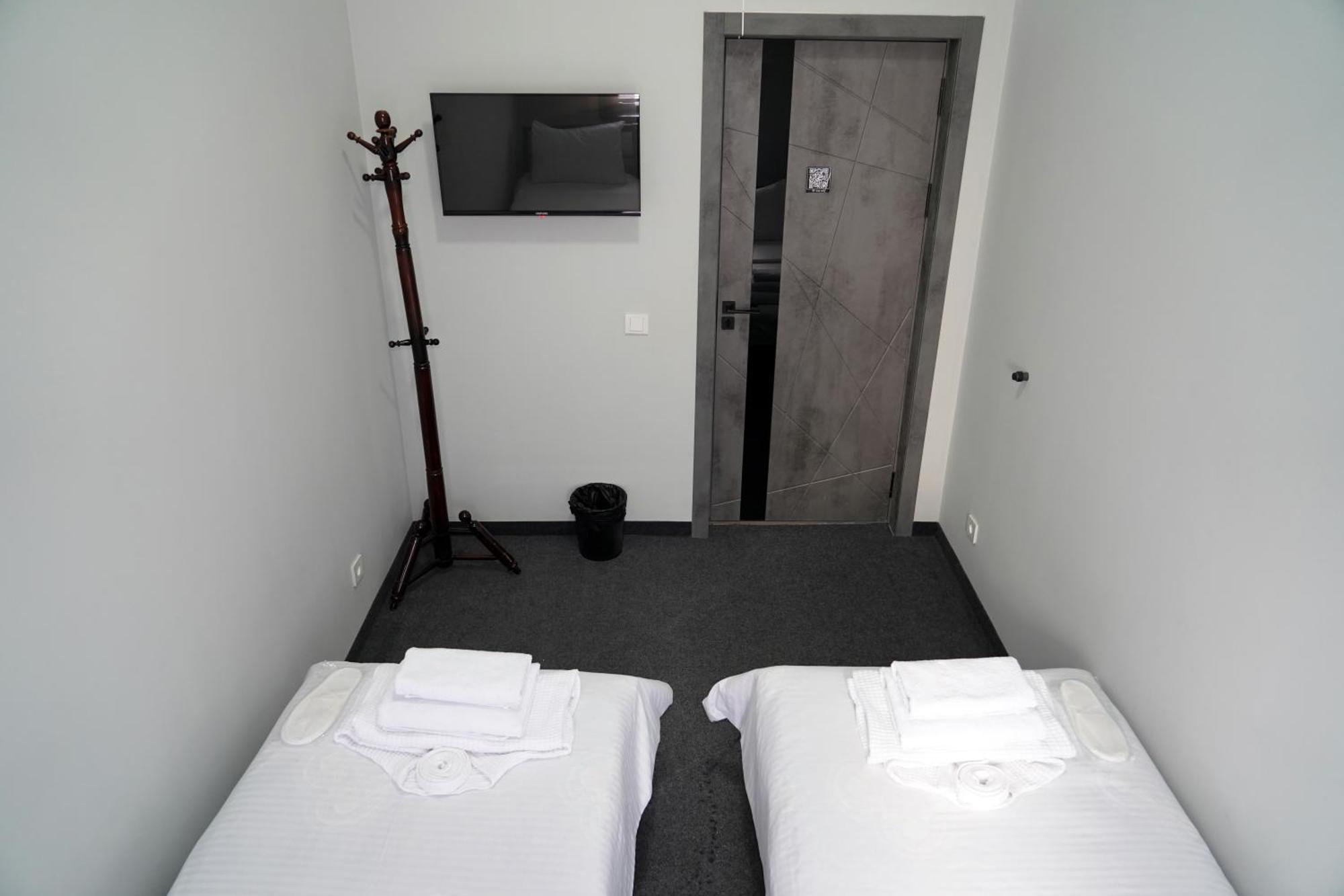 Hostel Premium Tashkent Esterno foto