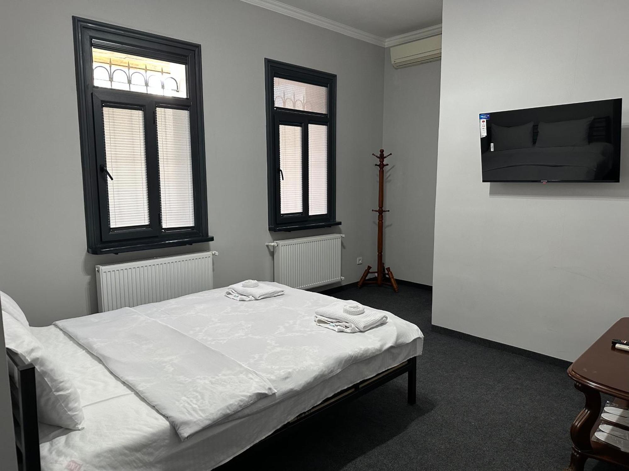 Hostel Premium Tashkent Esterno foto